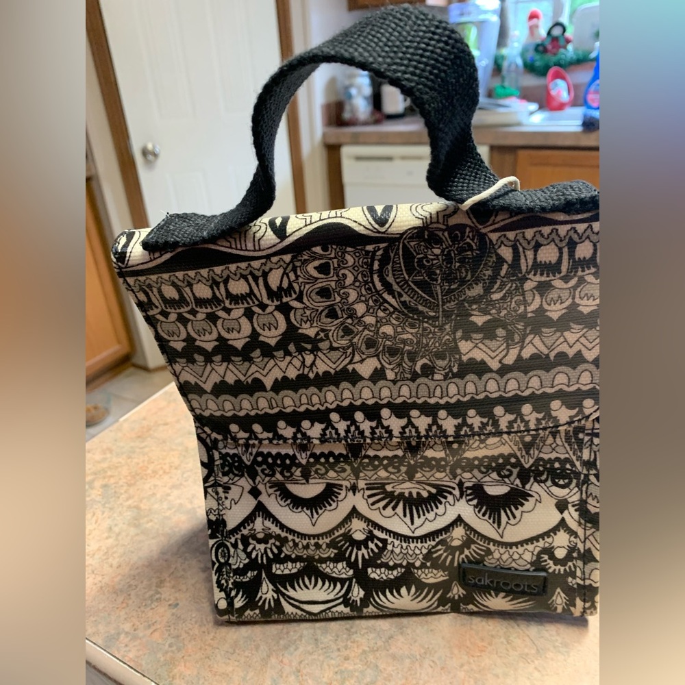New Sakroots Lunchbox - Picture 1 of 6